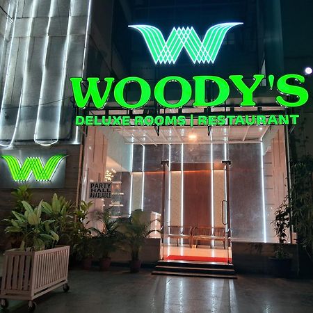 Готель Woody'S Бенґалуру Екстер'єр фото
